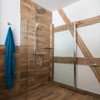 Markt 15 - bathroom with shower